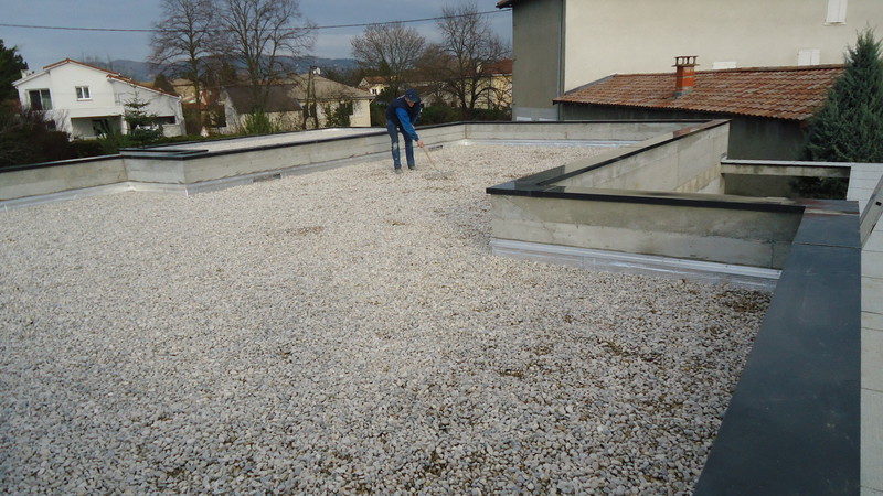 Terrasses d'une maison individuelle et ses annexes